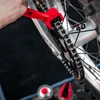 Kép 3/5 - K2 CHAIN CLEANING BRUSH Lánctisztító kefe motorkerékpár, quad, kerékpár W612