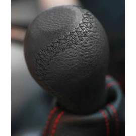 OPEL, RENAULT univerzális fekete váltógomb fekete varrással, felemelhető hátrameneti fokozathoz CP10059